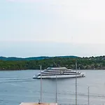 Max Center Of The Old Town Free Parking Beautiful View Apartment Sibenik