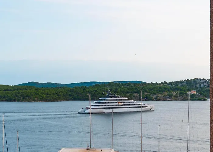 Max Center Of The Old Town Free Parking Beautiful View Apartment Sibenik