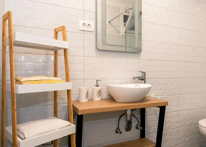 Max Center Of The Old Town Free Parking Beautiful View