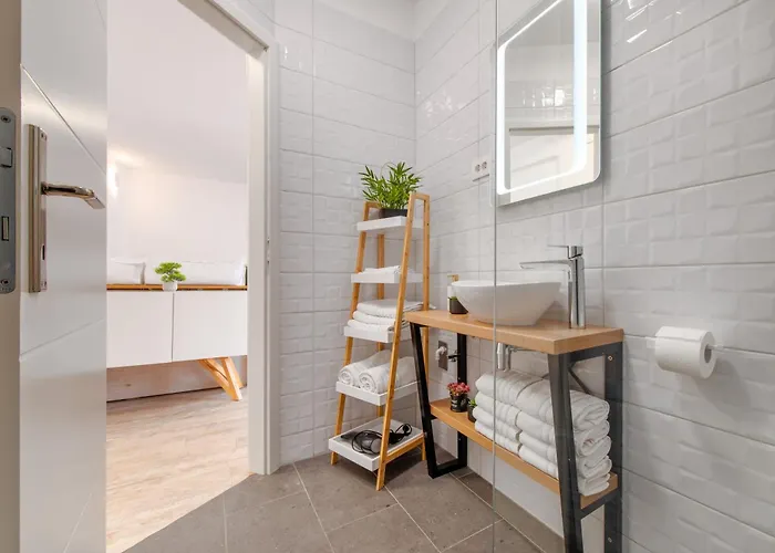 Max Center Of The Old Town Free Parking Beautiful View Apartment Sibenik